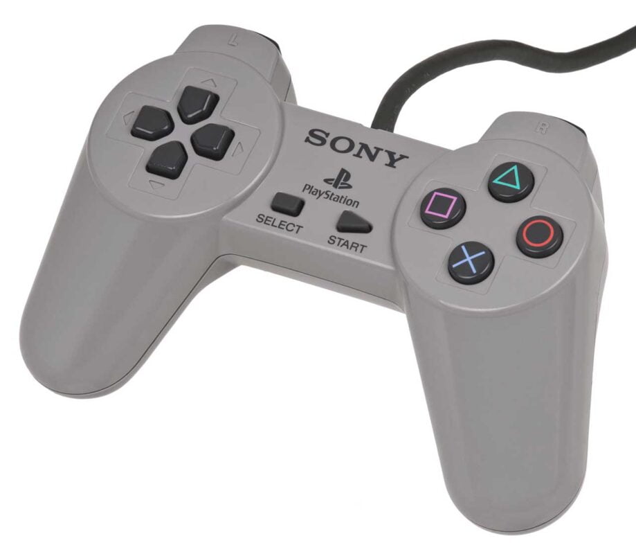 sony playstation 002-La PlayStation 1 : retour sur la première console de Sony-Rabbits Games PlayStation de Sony, console, jeux vidéo, histoire des jeux vidéo, Playstation 1