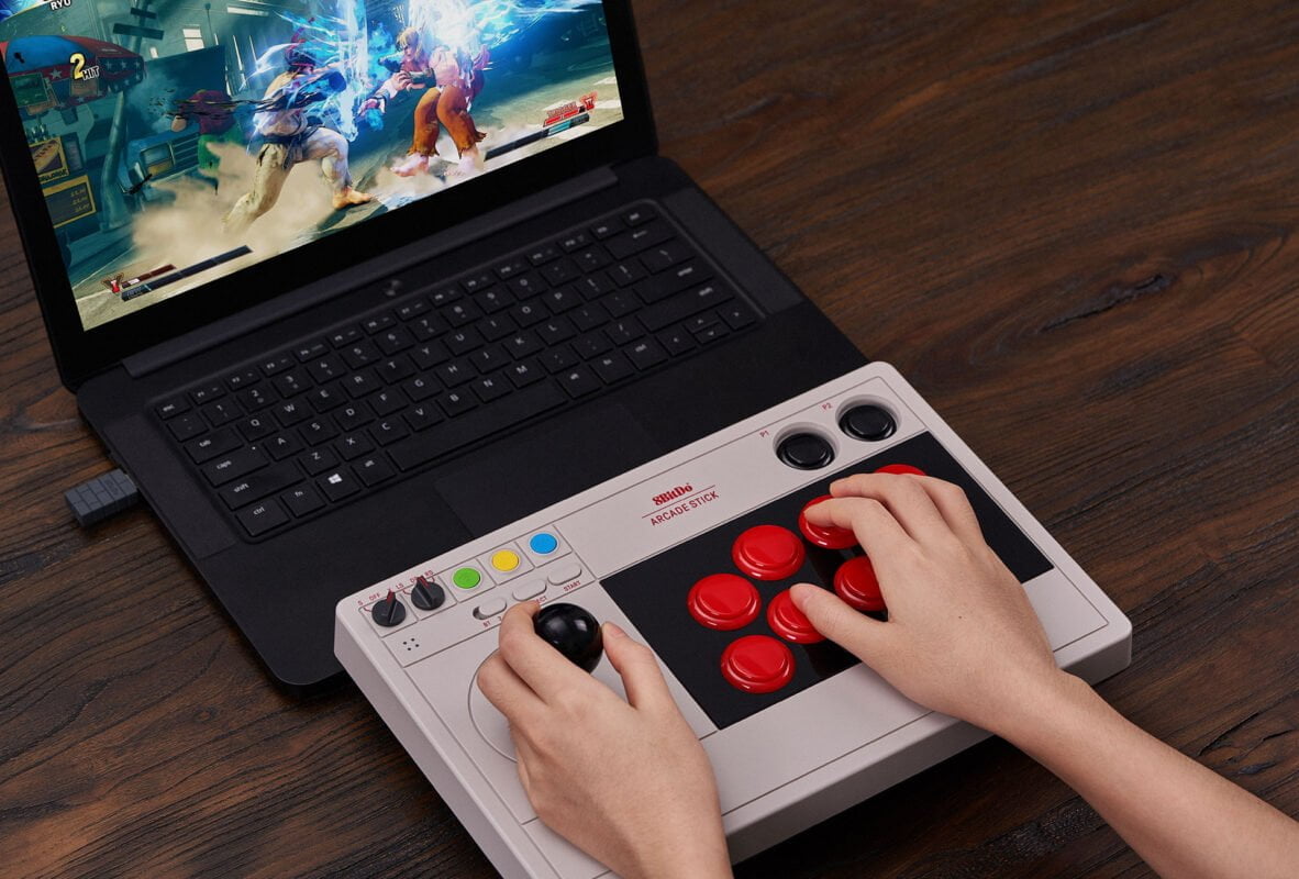 arcade 03-8BitDo Arcade Stick: Un contrôleur rétro pour les amateurs de jeux-Rabbits Games rétrogaming, arcade, rabbits games