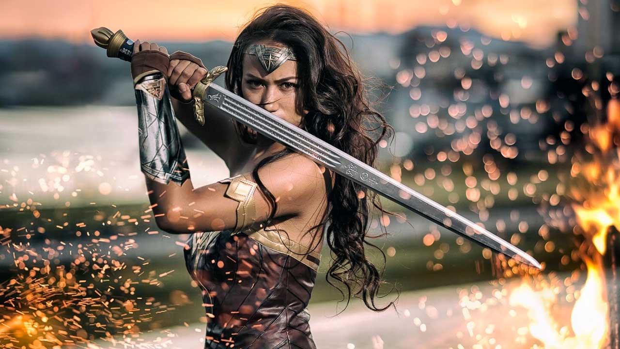 Cosplay de Wonder Woman: Incarner la Princesse Amazonienne - Rabbits Games Wonder Woman, Cosplay, Princesse, Costume, Diana