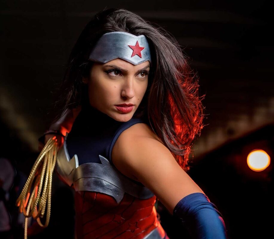 Cosplay de Wonder Woman: Incarner la Princesse Amazonienne - Rabbits Games Cosplay de Wonder Woman: Incarner la Princesse Amazonienne