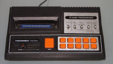 Hanimex TVG 070C : Une console de jeu vintage 4 Hanimex TVG 070C, console de jeu, jeux vidéo rétro, collection de consoles, histoire du jeu vidéo