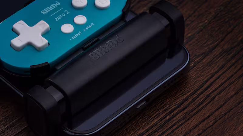 Le clip mobile de 8BitDo révolutionne votre expérience de gaming sur smartphone pour les manettes de jeu Micro et Zero 2 Le clip mobile de 8BitDo révolutionne votre expérience de gaming sur smartphone